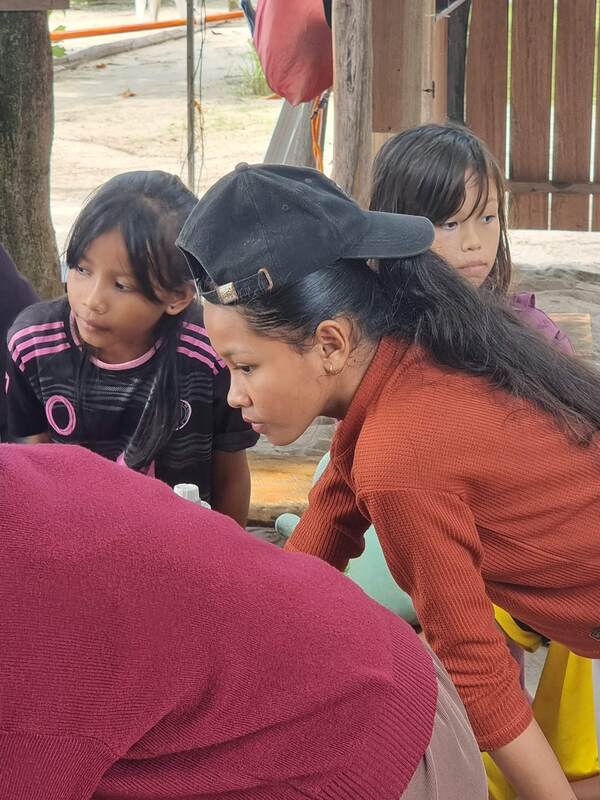 Kids learning to sail — photo 11